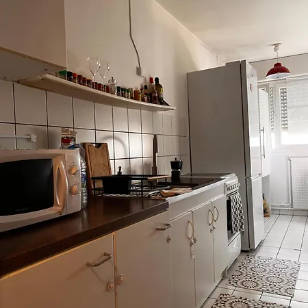 Luminous Belle Vue Apartment Levallois-Perret