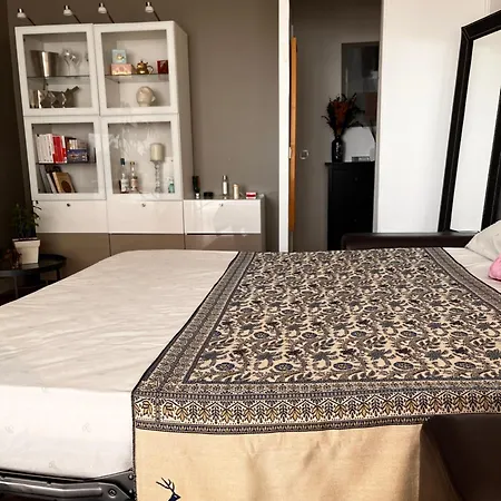 Luminous Belle Vue Apartment Levallois-Perret